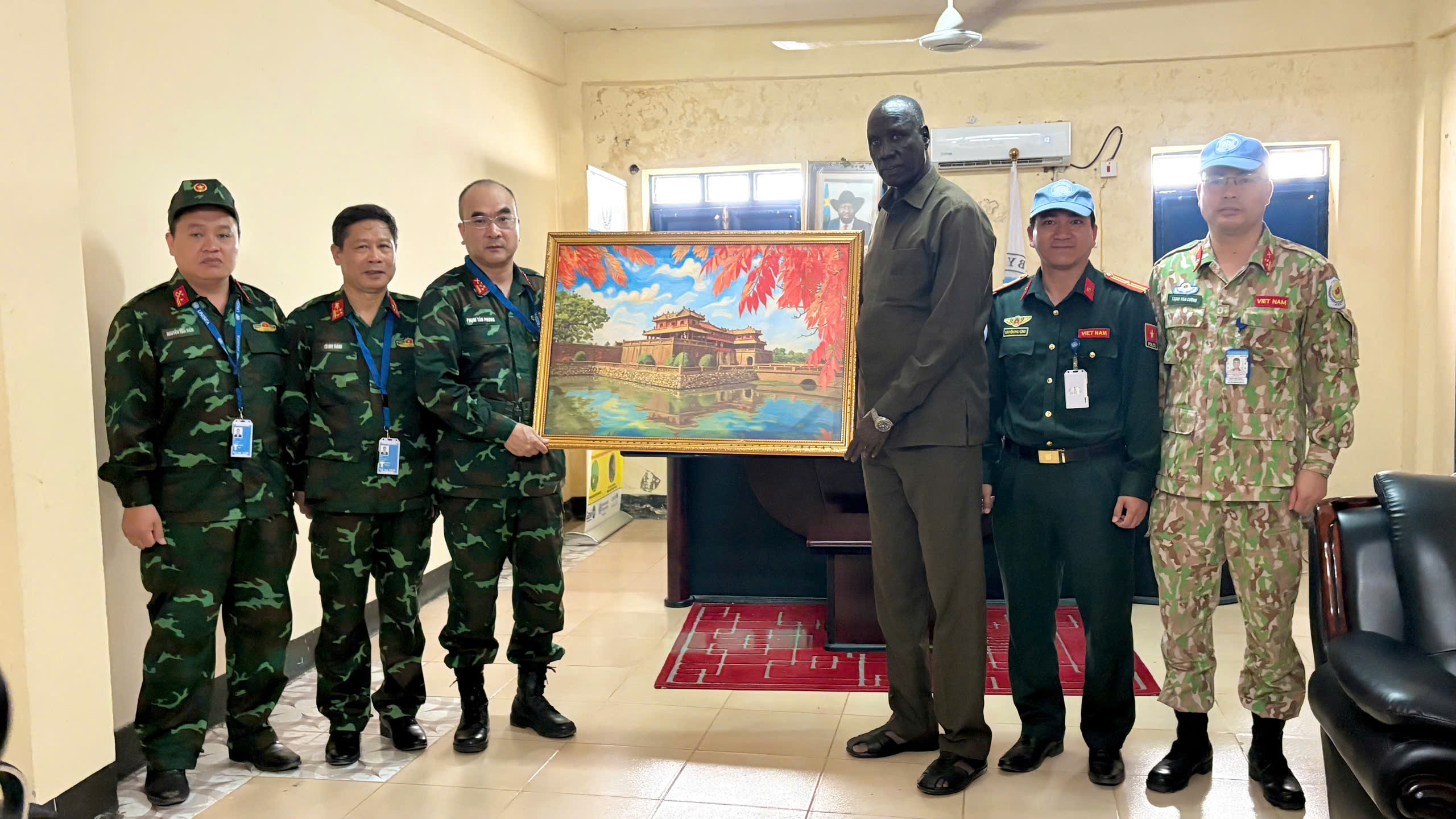 /UploadStore/admin/260714 doan cong tac tai abyei/2aoboqkk43vfef5ph3vrxh5onstijenkuw4uhwzc23.jpg